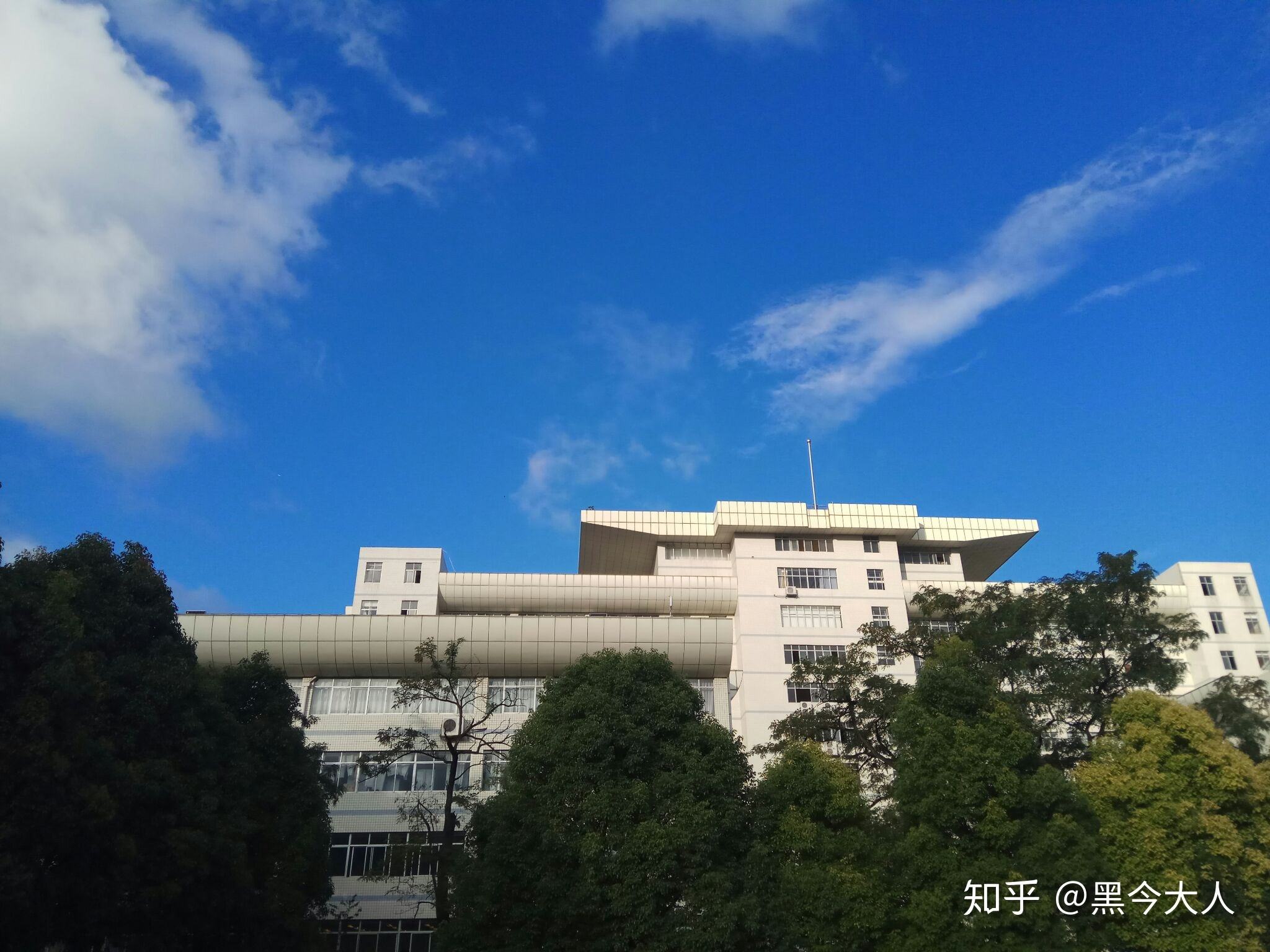 贵州大学怎么样(贵州大学怎么样好不好)