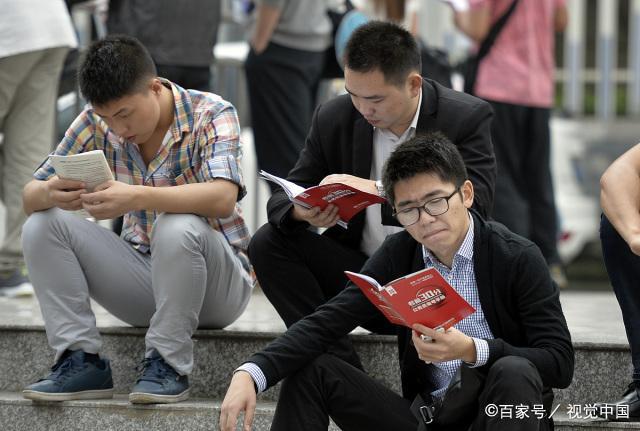 公务员老事业单位(公务员可以考当地的单位吗)